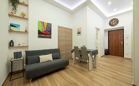 Portanova14 - Historic Center Apartment